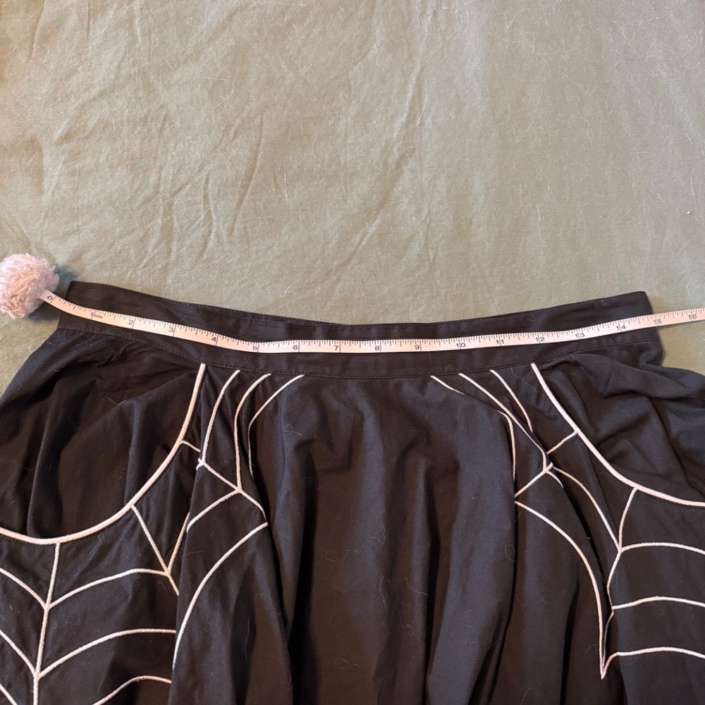 Hell Bunny black embroidered spiderweb circle skirt - Picture 5 of 5